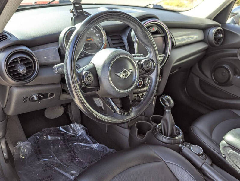 2016 MINI Cooper Base photo 7