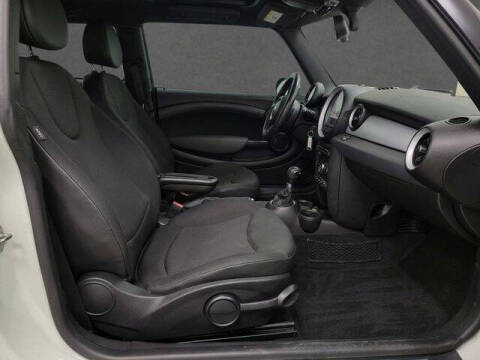 2011 MINI Cooper