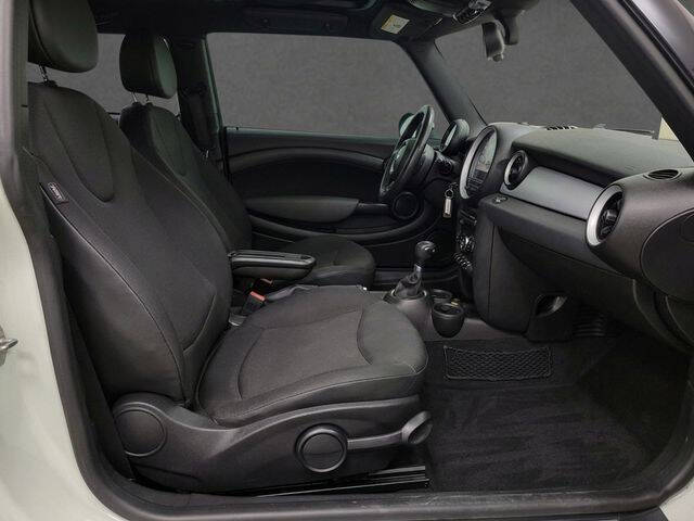 2011 MINI Cooper