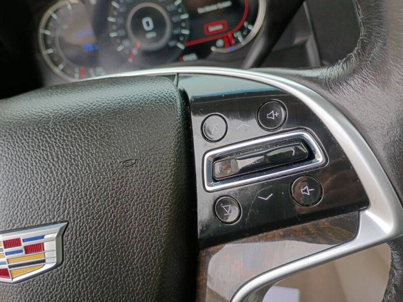 2018 Cadillac Escalade Luxury