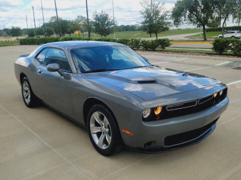 2019 Dodge Challenger SXT