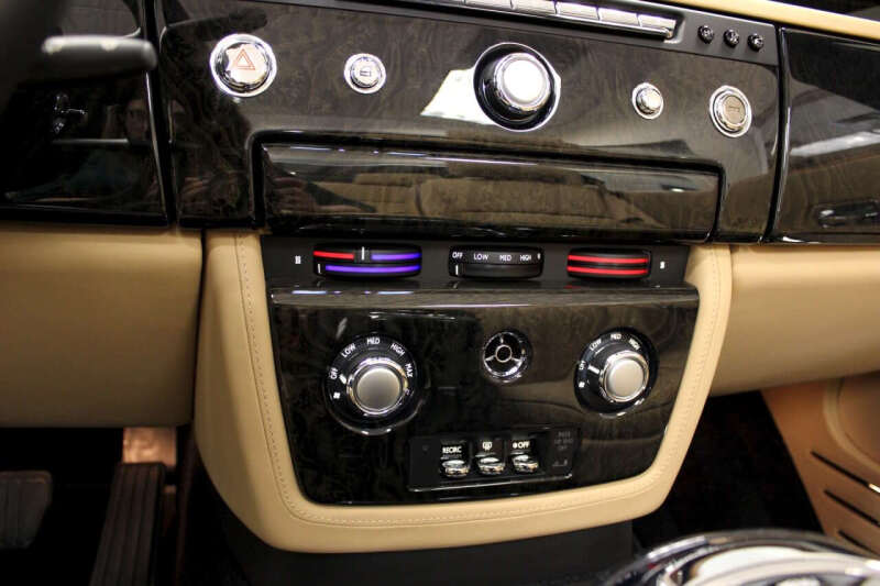 2014 Rolls-Royce Phantom Drophead Coupe