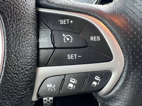 2015 Dodge Challenger SRT 392