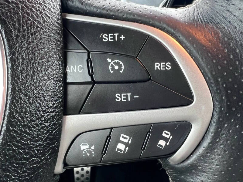 2015 Dodge Challenger SRT 392