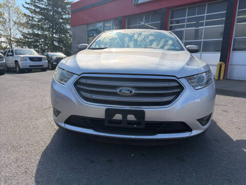 2013 Ford Taurus SEL