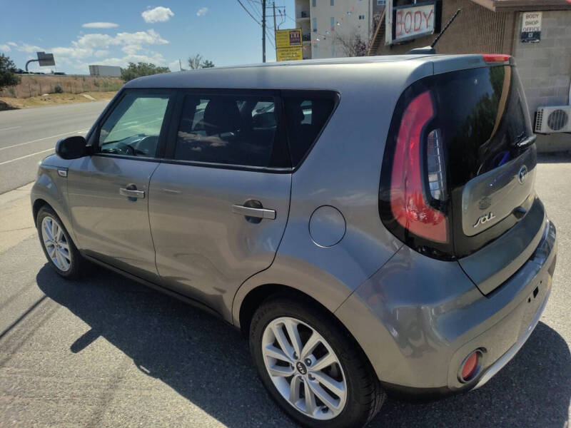 2018 Kia Soul +