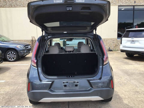 2023 Kia Soul LX