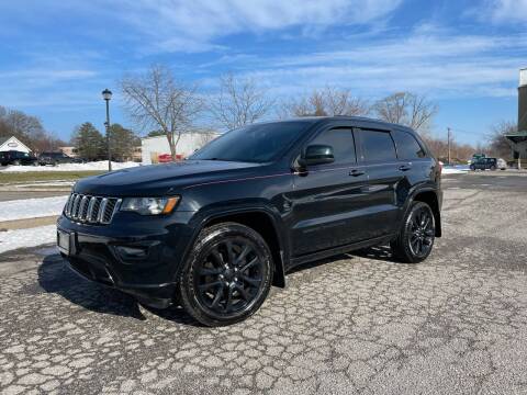 2018 Jeep Grand Cherokee for sale at Great Lakes Classic Cars LLC in Hilton NY