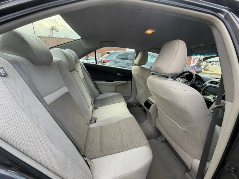 2014 Toyota Camry Hybrid