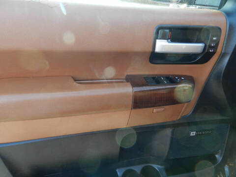 2013 Toyota Sequoia Platinum