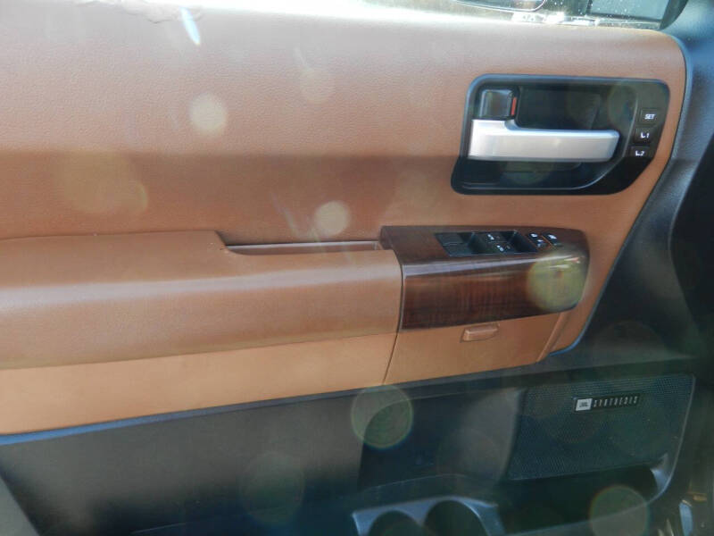 2013 Toyota Sequoia Platinum