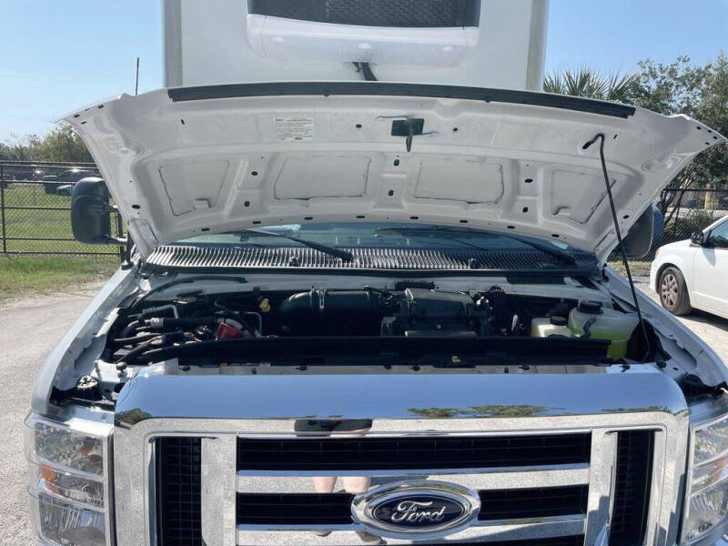 2025 Ford E-Series