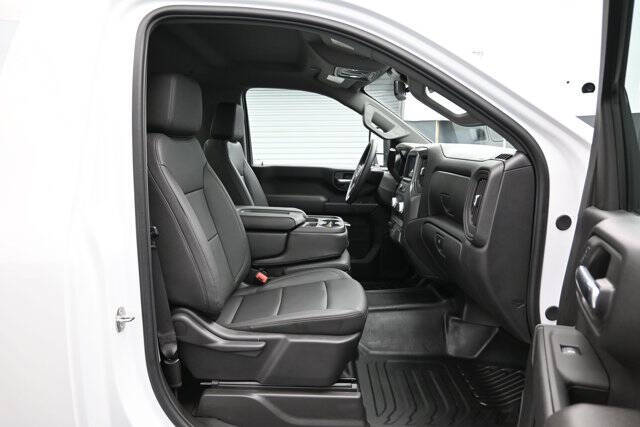 2024 GMC Sierra 2500HD Pro