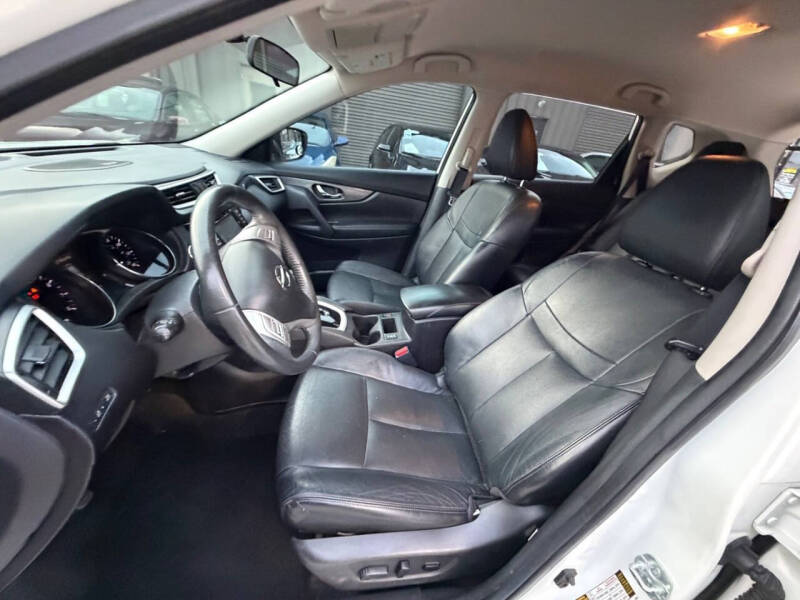 2015 Nissan Rogue SL