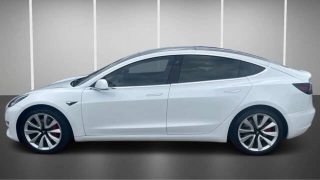 2019 Tesla Model 3 Performance