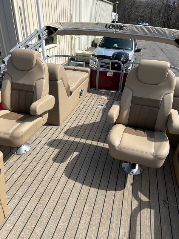 2021 Lowe Boats SS 210
