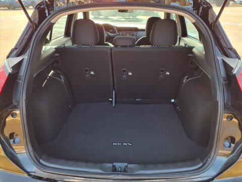 2025 Nissan Kicks Play S