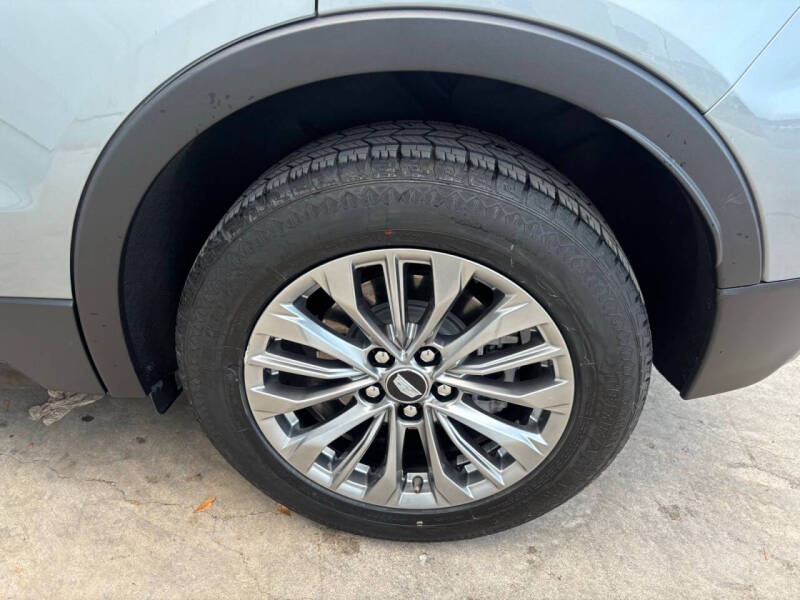 2024 Cadillac XT4 Premium Luxury