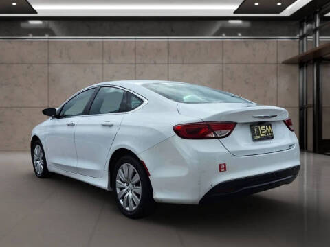 2015 Chrysler 200 LX