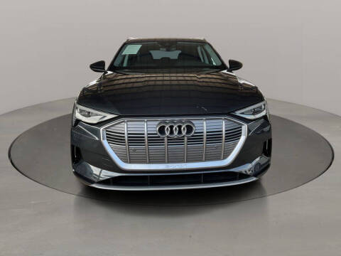 2019 Audi e-tron quattro Premium Plus