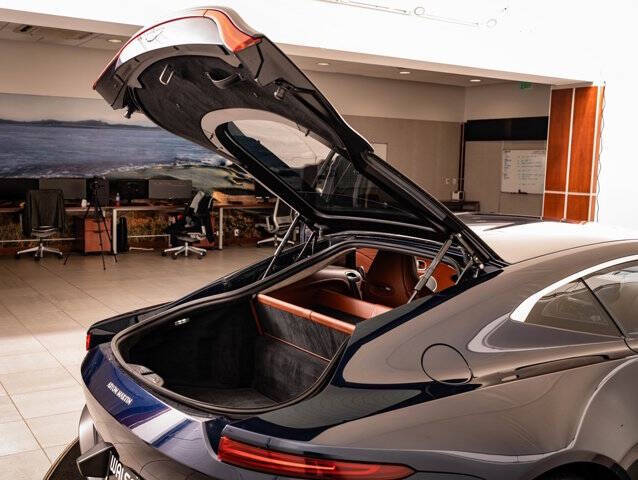 2020 Aston Martin Vantage