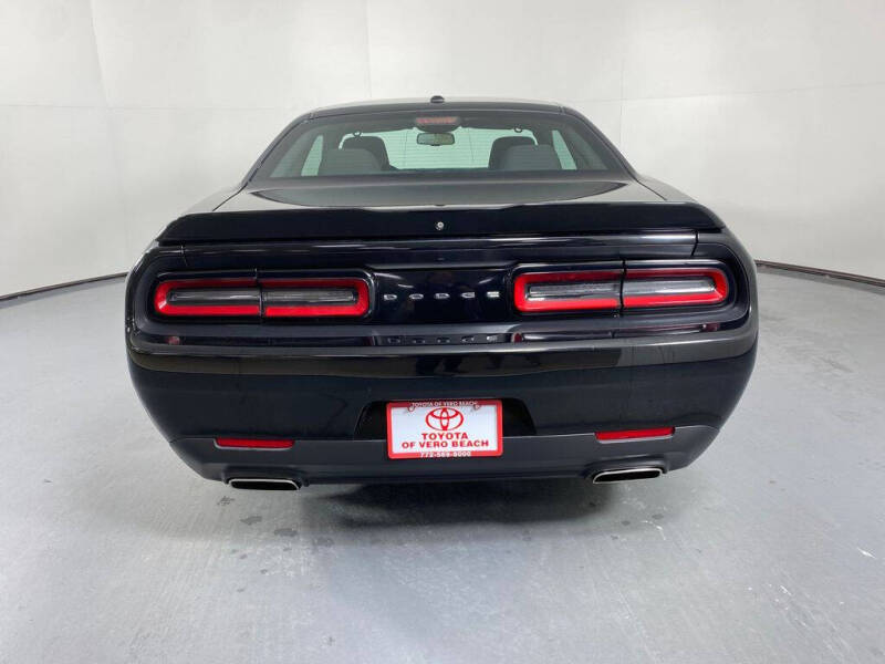 2021 Dodge Challenger SXT