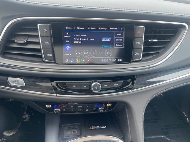 2022 Buick Enclave Premium