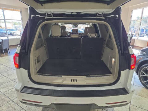 2021 Lincoln Navigator L Reserve