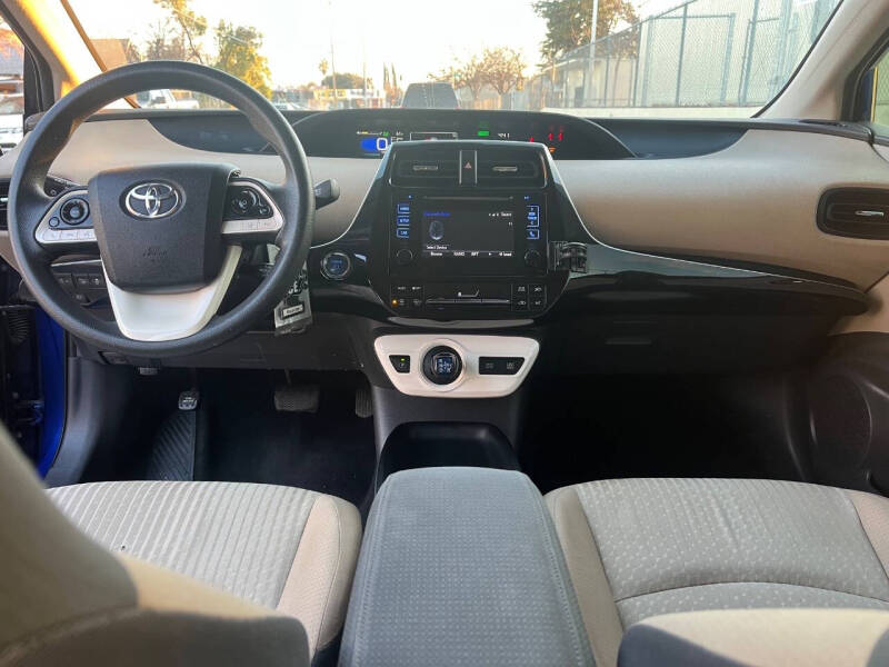 2017 Toyota Prius Two