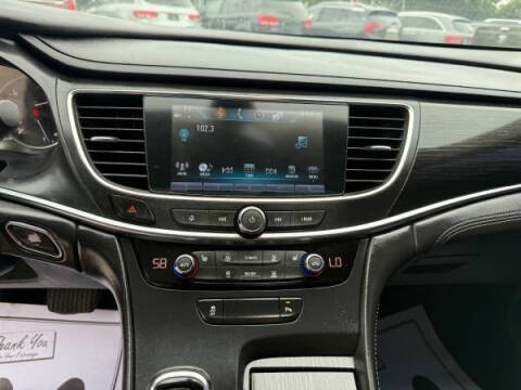 2017 Buick LaCrosse Essence