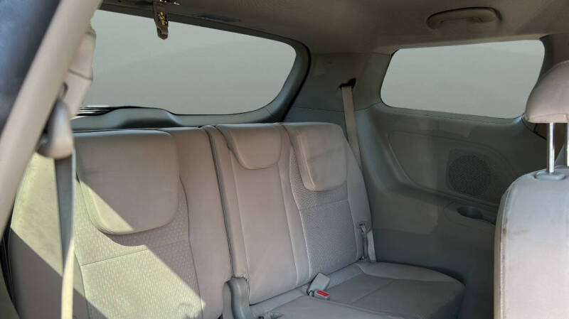 2017 Kia Sedona LX