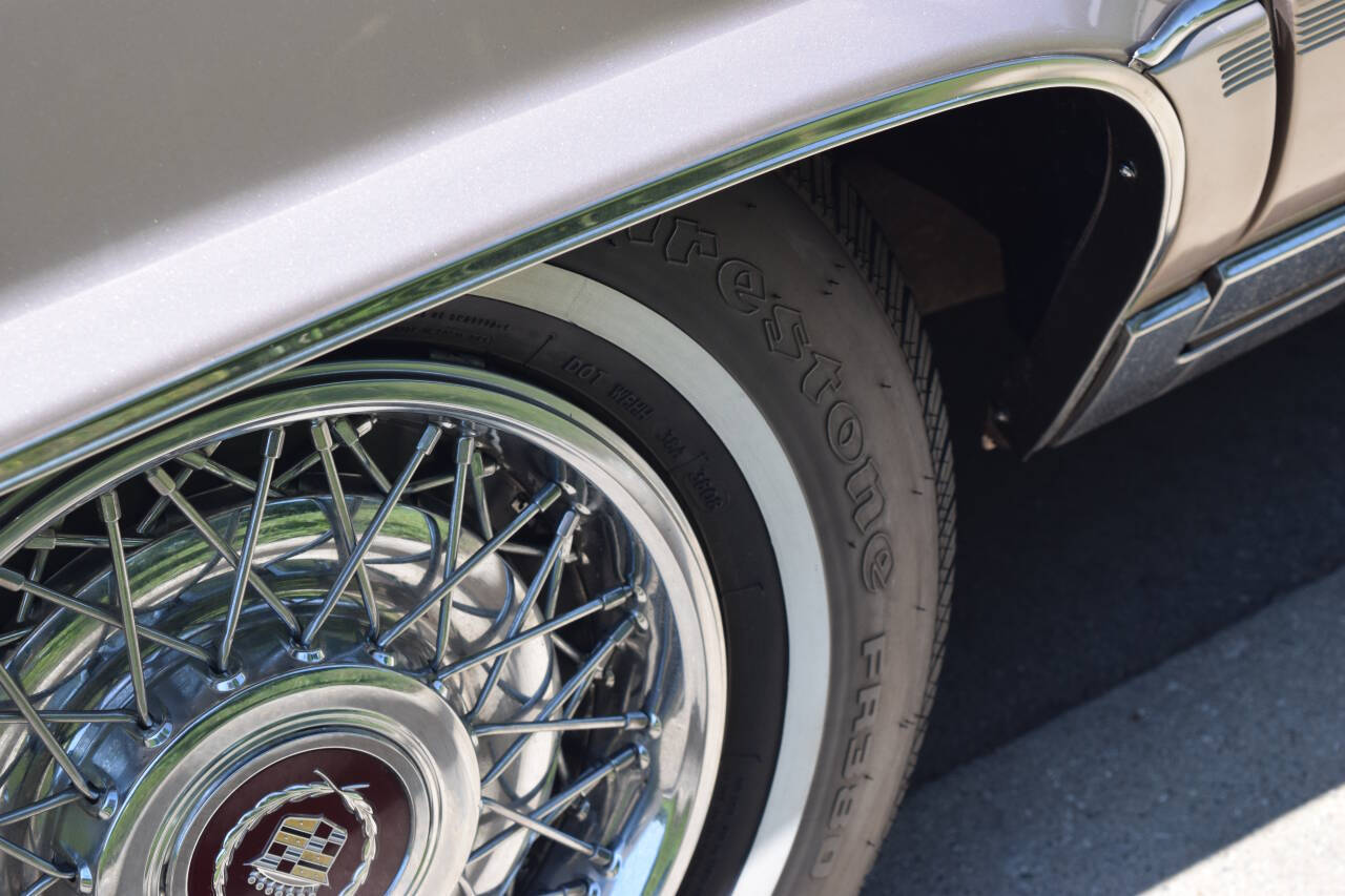 1991 Cadillac Brougham 68