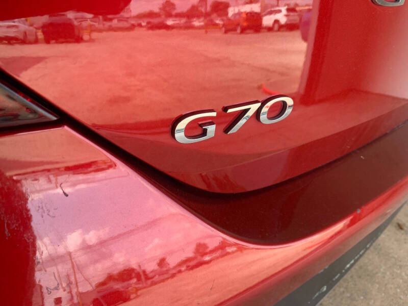 2023 Genesis G70 2.0T