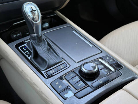 2017 Genesis G80