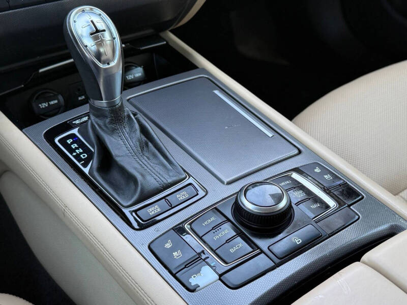 2017 Genesis G80