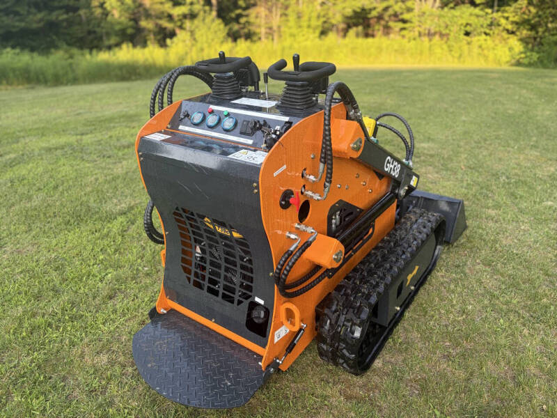 2026 Skid steer Gh380