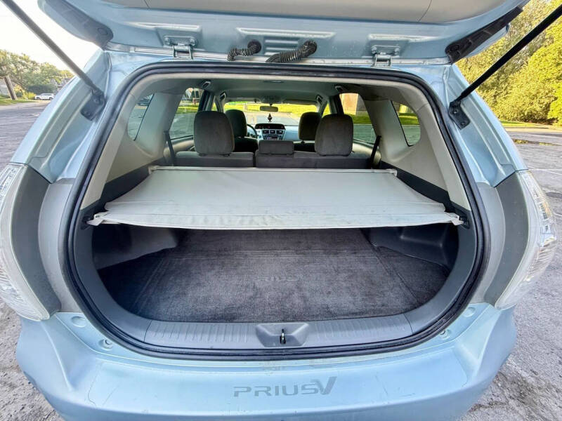 2012 Toyota Prius v