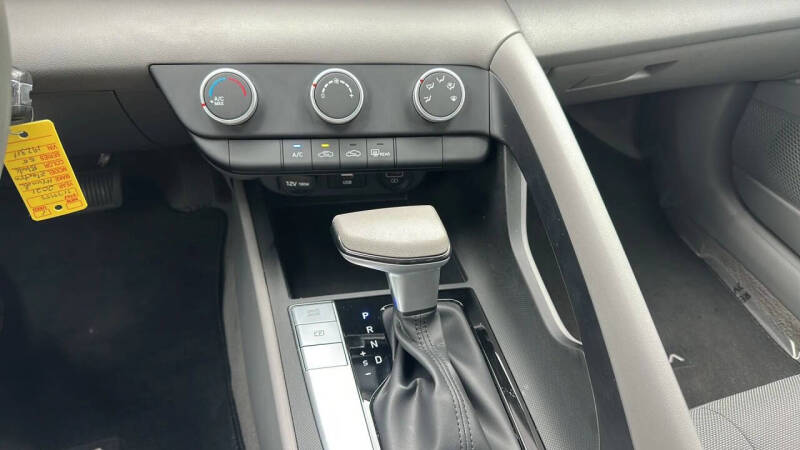 2021 Hyundai Elantra