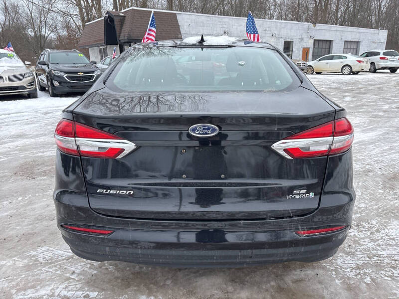 2019 Ford Fusion Hybrid SE