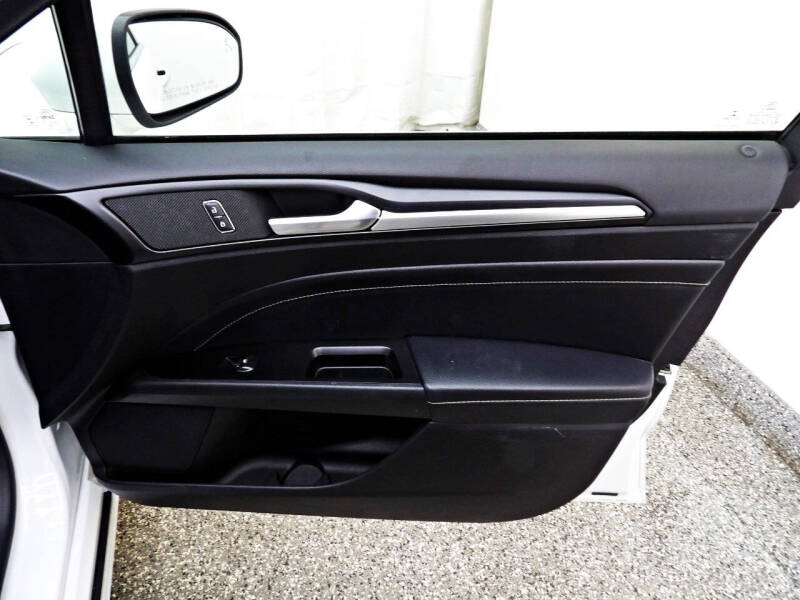 2019 Ford Fusion Hybrid Titanium