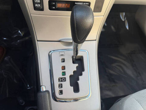 2011 Toyota Corolla LE