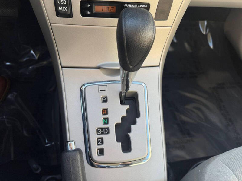 2011 Toyota Corolla LE