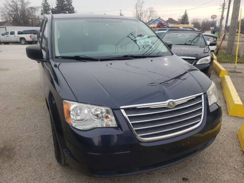 2009 Chrysler Town and Country for sale at D & D All American Auto Sales in Mount Clemens MI