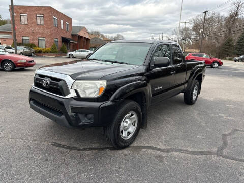 2013 Toyota Tacoma for sale at KINGSTON AUTO SALES in Wakefield RI