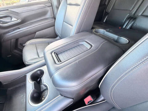 2022 GMC Yukon XL SLT