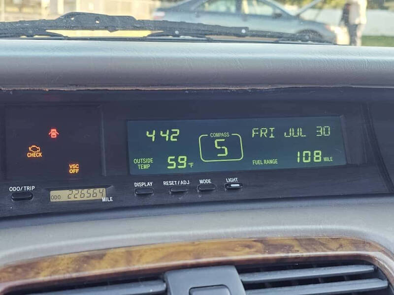 2000 Toyota Avalon XLS