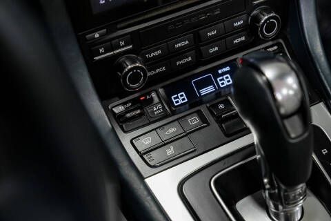 2017 Porsche 911 Carrera