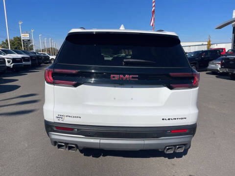 2025 GMC Acadia Elevation