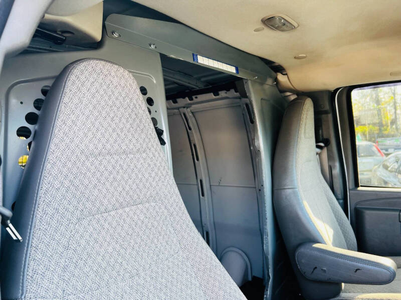 2019 Chevrolet Express 2500