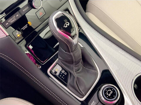 2017 Infiniti Q60 Red Sport 400